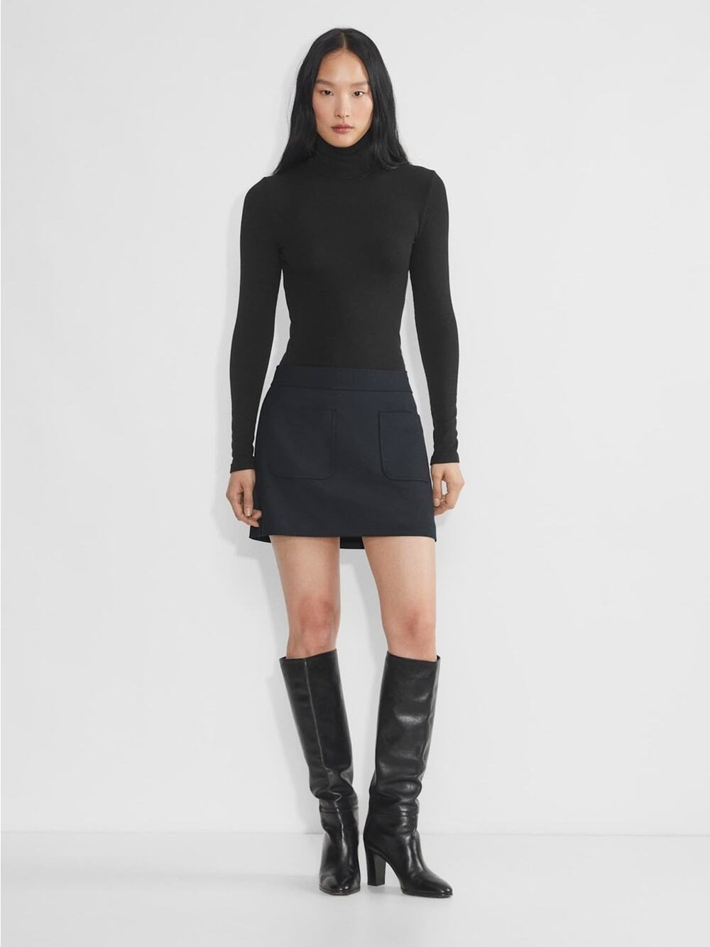 Aritzia Wilfred Ador Mini Skirt Patch Pocket Dark Night Navy Size 4